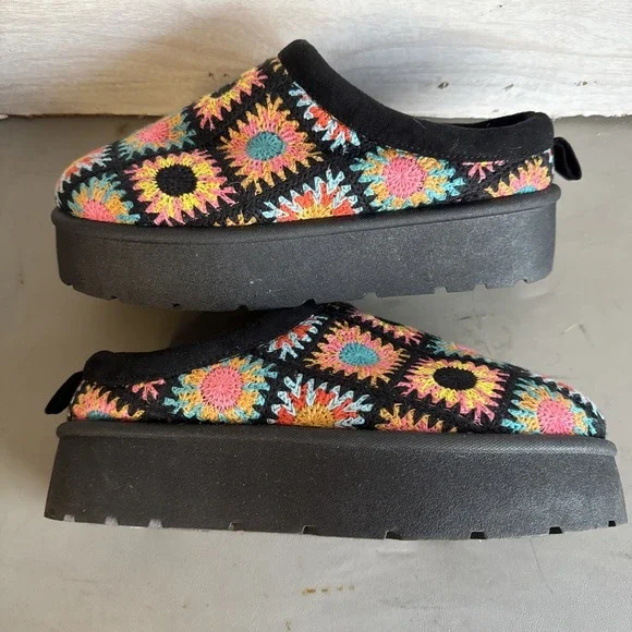 Bamboo Frosty Platform Crochet Clog slippers black multi-color pattern Sz 9/39 - Picture 4 of 9